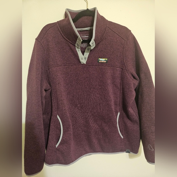 L.L. Bean Tops - L.L. Bean Women's Plum Pullover Fleece Hoodie with Gray Trim